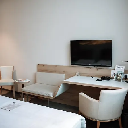 Und Restaurant Hotel Waldkraiburg
