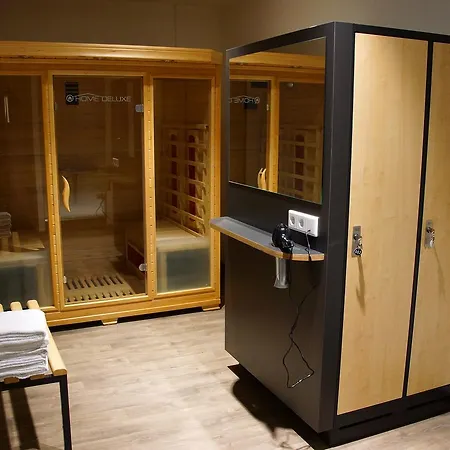 酒店 Und Restaurant 4*