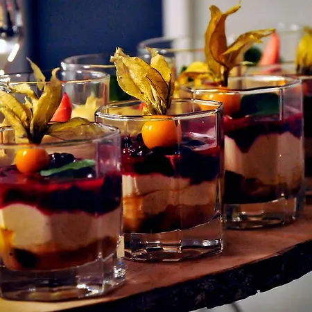 酒店 Und Restaurant 4*