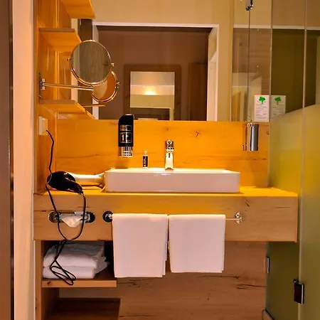 Und Restaurant 酒店 瓦德克雷堡