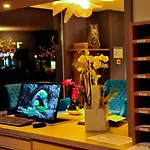 Und Restaurant 酒店