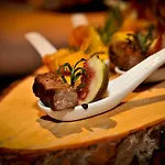 酒店 Und Restaurant 4*