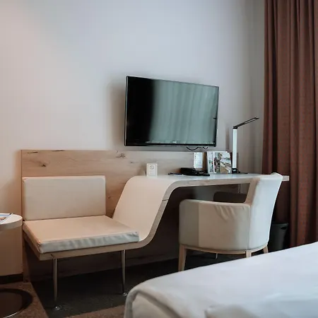 Und Restaurant 4* Waldkraiburg