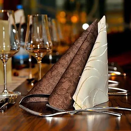 Und Restaurant Waldkraiburg